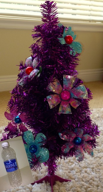 Christmas bling with plastic bottles and glitter